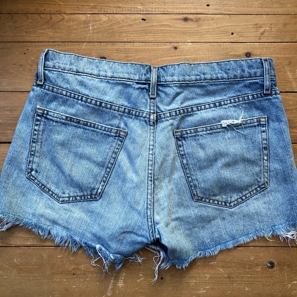 Short Jean Shorts - Picture 2 of 3